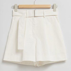 NWOT Banana Republic White Dress Shorts, high waisted, belted 16